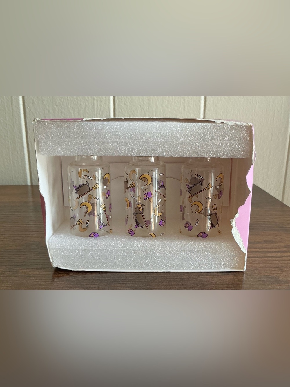 A rare Halloween 2024 Pusheen box glass little set of 3 potion bottles